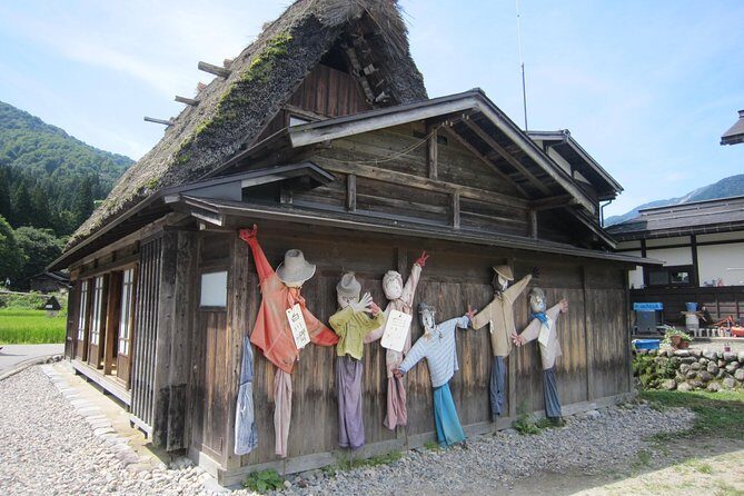 [Day trip bus tour from Kanazawa Station] Weekend only! World Heritage Shirakawago Day Bus Tour - Freedom walk in Shirakawa-go: your 3 hours to pace photos and quiet corners