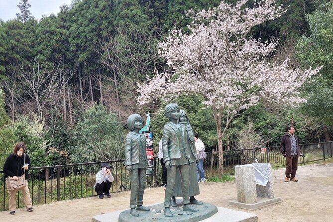 Deluxe Private Tour: Hita, AOT Statues and Onsen from Fukuoka - Key highlights at a glance