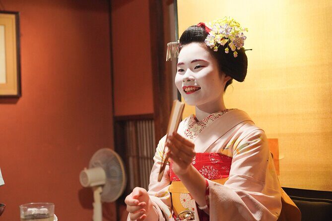 Dinner with Maiko in a Traditional Kyoto Style Restaurant Tour - Key things to know before you go