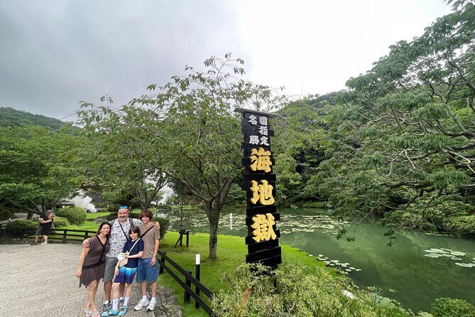 Discover Beppu and Yufuin Nature and Onsen Trip - Stop 1 and 2: Umi Jigoku and Oniishi Jigoku