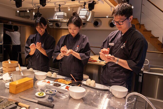 Discover Japanese Umami: Onigiri & Dashi Masterclass in Tokyo - Getting There in Nishiazabu and How the Group Format Works