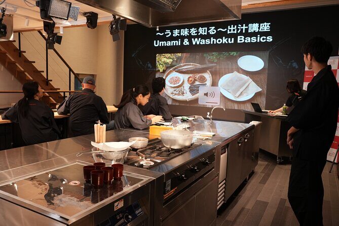 Discover Japanese Umami: Onigiri & Dashi Masterclass in Tokyo - The Kombu, Katsuobushi, and Awase Lesson (Plus the Tasting That Makes It Click)