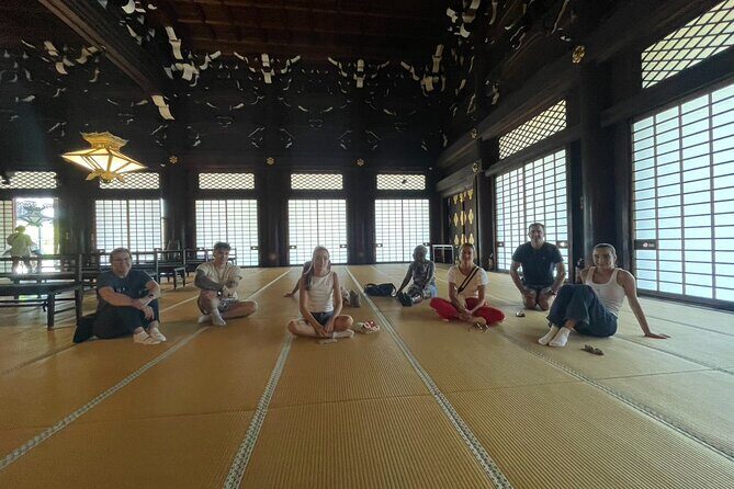 Discover Kyoto by Bike Full Day Tour - Gion at the end of the day: geiko and maiko culture in lantern lanes