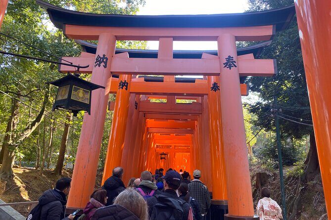Discover the Secrets of Fushimi Inari and Gion with a Local Guide - Yasaka Shrine: the legend behind the gate you’ll see all day