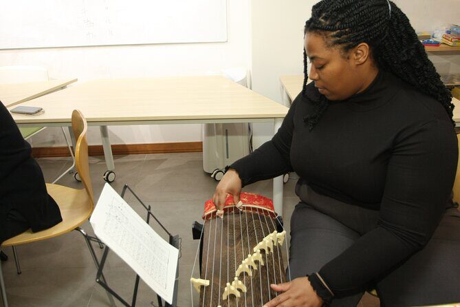 Discover the Soul of Hiroshima: A Peace-Themed Koto Workshop - Your hands-on lesson with Hanz: what practice actually looks like
