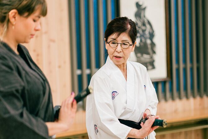 Discover the Spirit of the Greatest Samurai, Miyamoto Musashi - Practicing Iaido with replica swords: the real work is timing and control