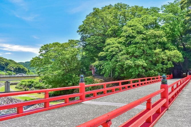 Do You Want to Try Skywalk? A New Way of Enjoying Hakone! - Ajisai Bridge: A Quick Color Hit Near Hakone-Yumoto