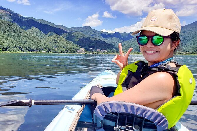 Early Morning Kayaking With Views of Mt Fuji at Lake Kawaguchiko - Waterproof gear and comfort: the cold is handled for you