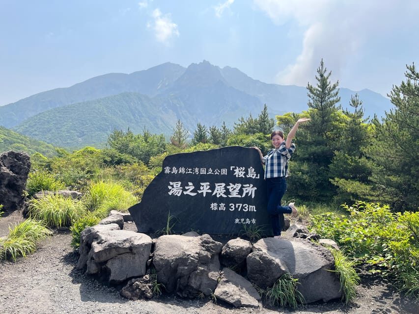 Experience about the blessings of the earth in Sakurajima. - Close-up volcano photo stops at Sakurajima and Arimura