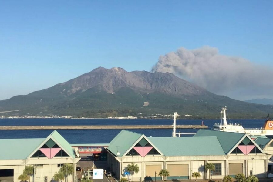 Experience about the blessings of the earth in Sakurajima. - Visitor Center grounding: understand Sakurajima before you stare at it