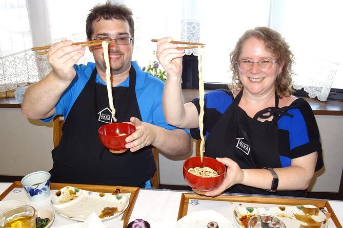 Experience all of Japanese culture and Japanese food experience classes "origami, udon, Japanese food, green tea, calligraphy" in 4 hours - Meeting Keiko and Taka: The 10:30 Omori Start and Easy Walk