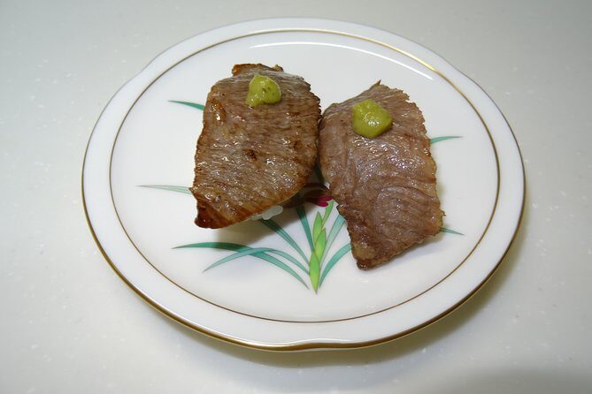 Experience all of Japanese culture and Japanese food experience classes "origami, udon, Japanese food, green tea, calligraphy" in 4 hours - Matcha and Japanese Sweets After Lunch: The Calm Finish