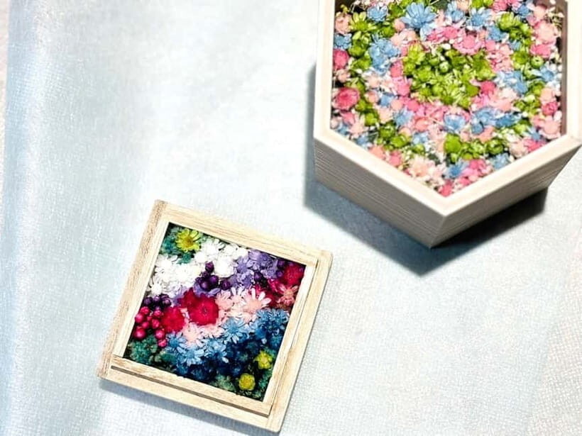 Experience Crafting a Flower-Adorned Mini Japanese Garden - The 90-minute workshop flow inside the cafe