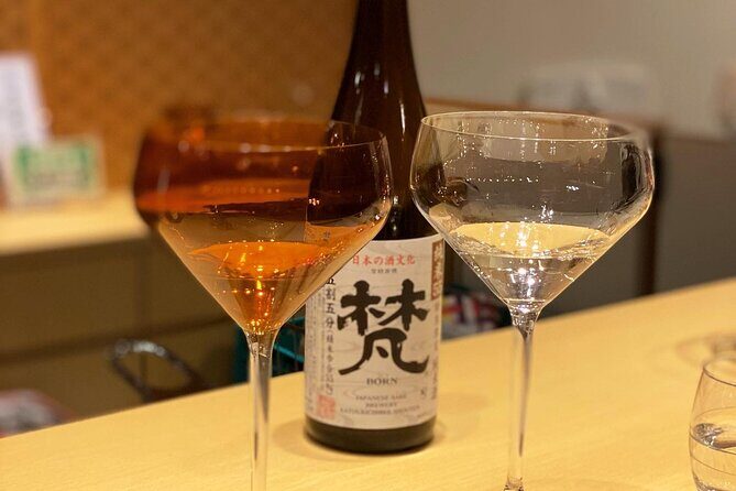 Experience Tasting Fukui's Local Sake in Lacquered Glasses - Three tasting styles: junmai, daiginjo, and the hybrid