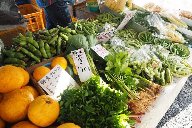 Experience the energy of Kochi: Sunday Market Tour includes Kochi Castle - How the full day fits together (and where you might want to slow down)