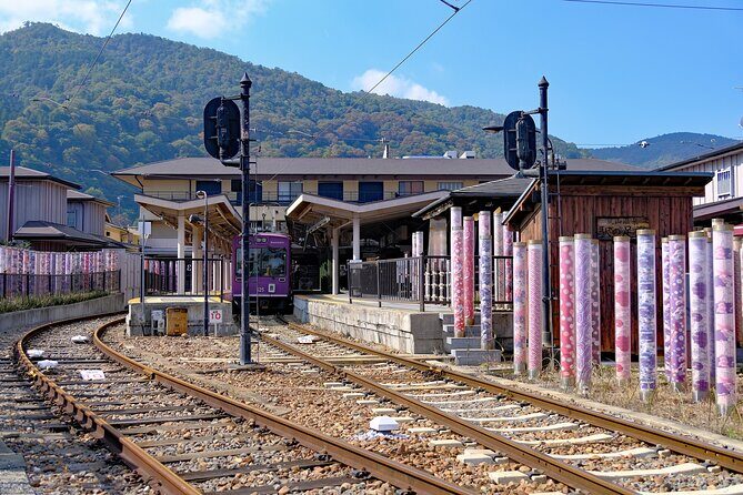 Explore Arashiyama Bamboo Forest with Authentic Zen Experience - Stop 4: Senko-ji Temple and the Daihikaku Senkoji Zen Mountain Temple experience (about 1.5 hours)