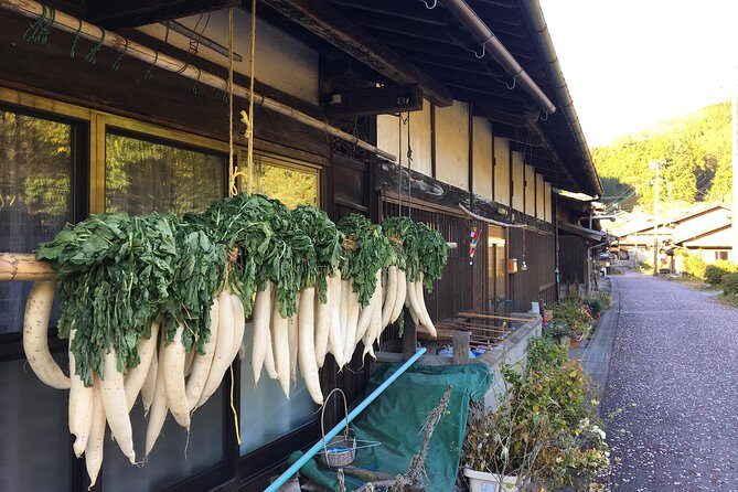 Explore Kiso Valley : Magome - Tsumago Mountain Trail Walk - Otsumago and the preservation streets: where you feel the era