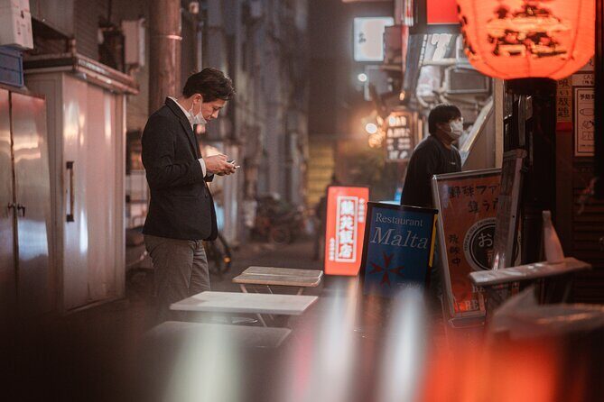 Explore Unique Tokyo Streets / Learn with a Pro Photographer - Value check: is $128.09 worth it for a Tokyo night photo workshop?