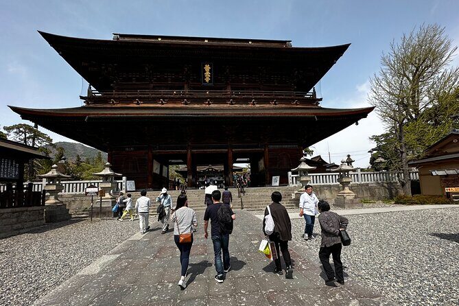 Food & Cultural Walking Tour around Zenkoji temple in Nagano - Back Streets, Shrines, and Local Shops You’d Skip Alone
