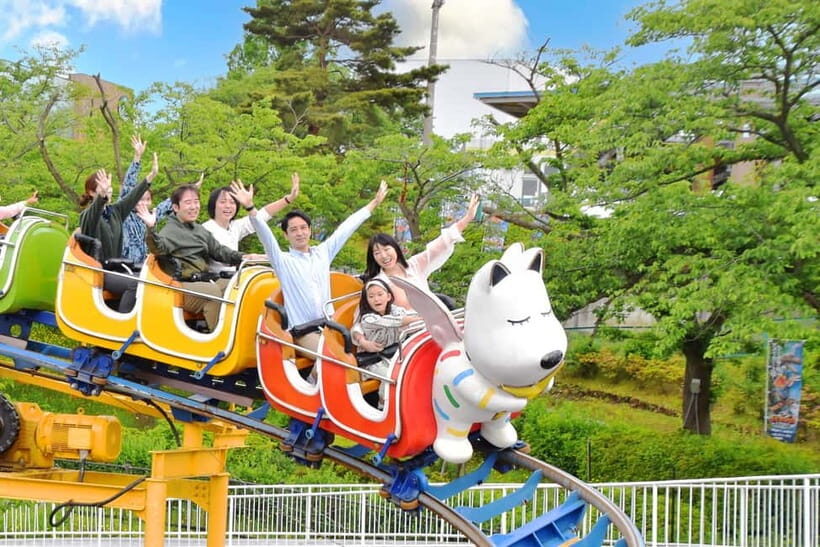 (For overseas) Tokyo: Amusement Park YOMIURILAND Ticket - Seasonal Wins: Cherry Blossoms in Spring and Jewellumination in Winter