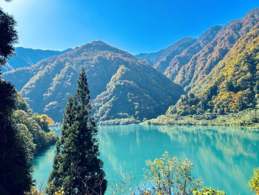 From Kanazawa: Kurobe Gorge & Unazuki Onsen Full-Day Tour - Back in Unazuki: free time for foot baths, shopping, and the Omokage Deck
