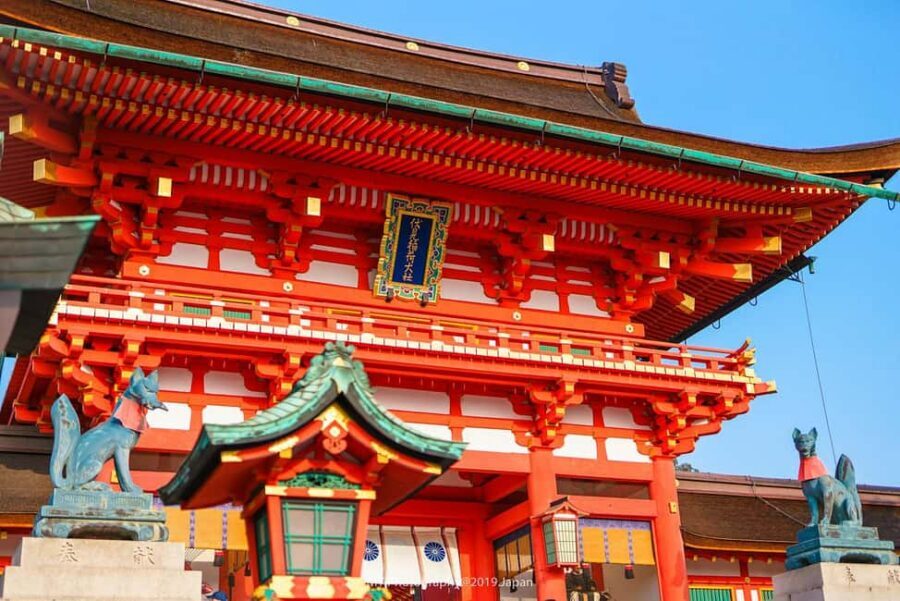 From Kyoto or Osaka: Kyoto Highlights & Nara Park Day Trip - Kinkakuji’s Calm Contrast in the Middle of the Day