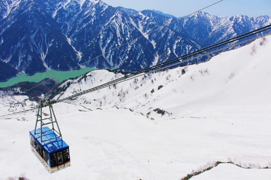 From Nagano: Tateyama-Kurobe Alpine Route - The mountain transport shuffle: how the route stays interesting