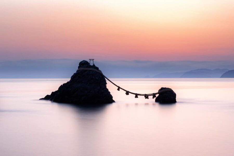 From Nagoya: Ise’s Sacred Shrines and Captivating Coastlines - The shrine-focused heart of the day at Ise-Jingu