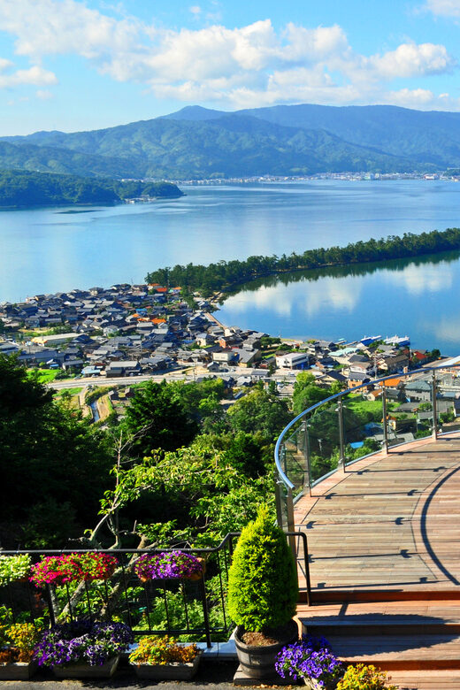 From Osaka: Amanohashidate and Ine Bay Day Trip - Timing and weather: why November color and rainy days both work