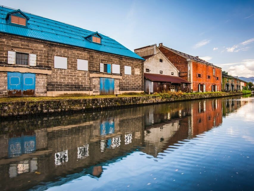 From Sapporo: Private Day Trip to Otaru - The Ishikari Bay Canal Walk: Oil-Lamp Evening Energy (With Options)