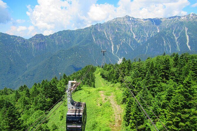 From Takayama: Alpine Splendor - Shinhotaka Ropeway and Kamikochi - Okuhida bear viewing: when wildlife fits the schedule