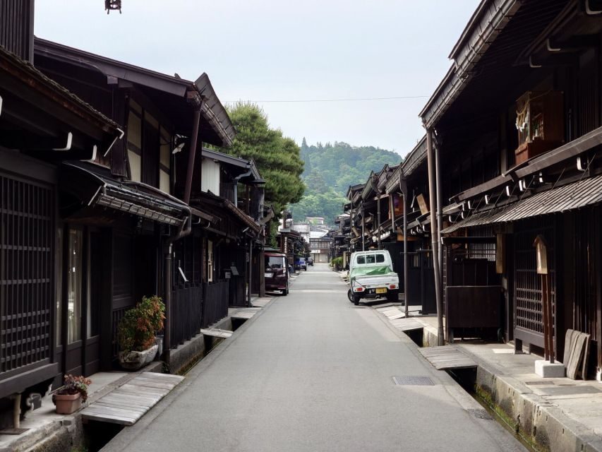 From Takayama: Guided Day Trip to Takayama and Shirakawa-go - Who this Takayama and Shirakawa-go day trip fits best