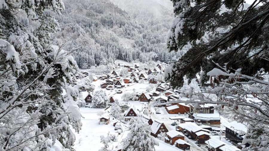 From Takayama: World Heritage Gokayama & Shirakawa-go - The value of visiting Ainokura and Suganuma before Shirakawa-go