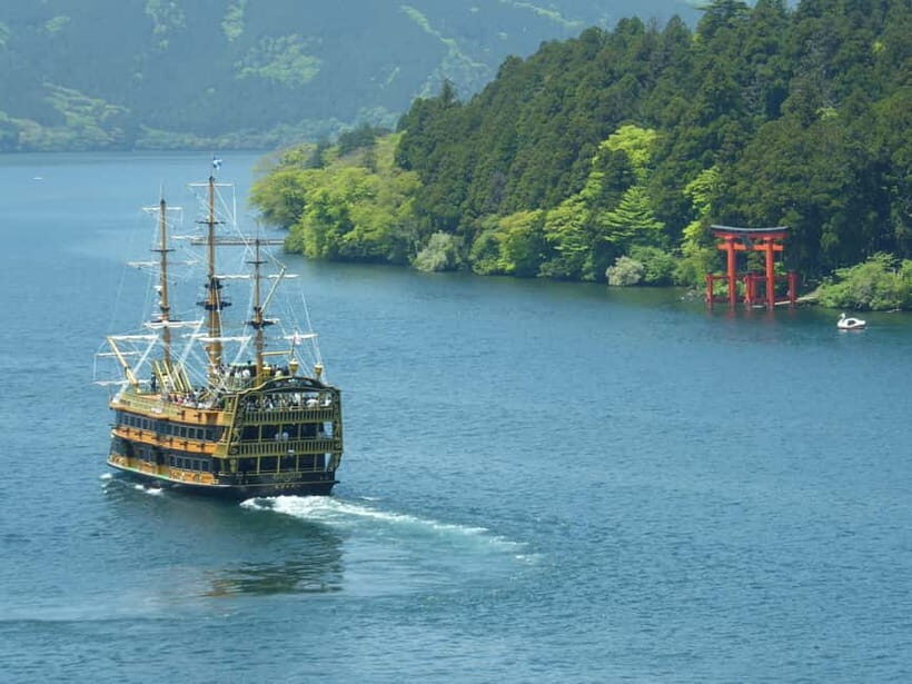 From Tokyo: Hakone Day Trip with English Speaking Driver - Owakudani’s geothermal reality: steaming vents and black eggs