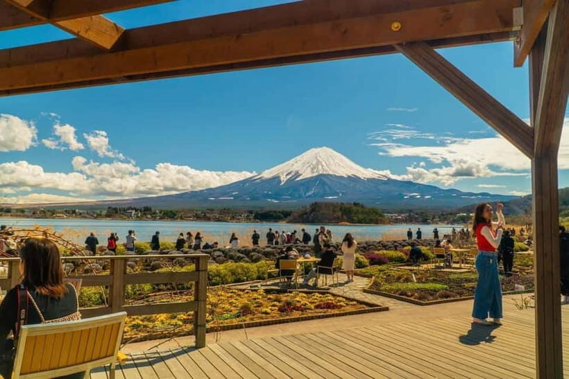 From Tokyo: Mount Fuji Private Tour with a Driver/Guide - Oshino Hakkai: Village Charm with a Purpose