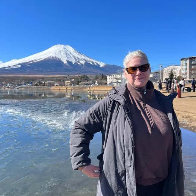 From Tokyo: Mt Fuji Private Day Tour In Luxury Land Cruiser - Oshino Hakkai: Snowmelt Ponds and a More Quiet Japan Moment