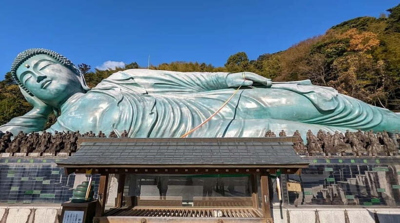 Fukuoka Cultural Walk: Castle, Shrines, Temples & Tales - The hilltop castle area: the view stop that makes the whole tour feel connected