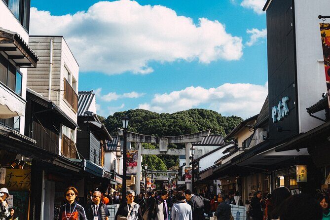 Fukuoka Group/Private Tour by Local Professionals! - Stops 3–5: Ohori Park, Yusentei, and Ohorikoen as your garden reset
