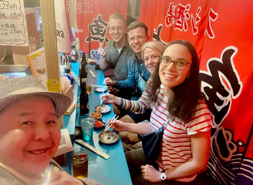 Fukuoka: Nakasu Food Stall Private Guided Tour with Tastings - Before you go: cash, shoes, rain, and line tactics