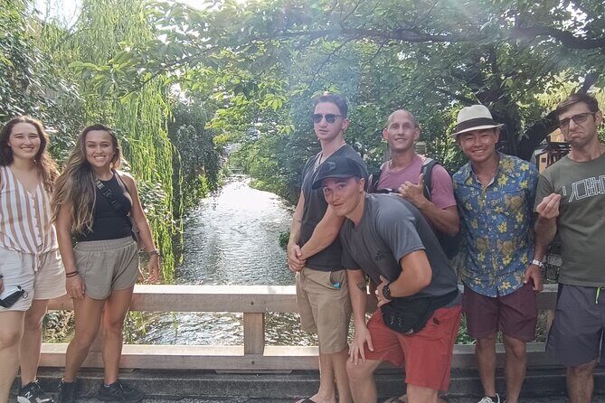 Full-Day Sightseeing to Kyoto Highlights - Shijo-Kawaramachi lunch stop and Shijo Bridge walk