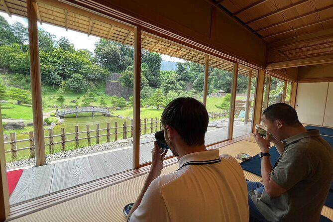 Full-Day Tour from Kanazawa: Samurai, Matcha, Gardens and Geisha - Oyama Shrine and the route toward Kanazawa Castle