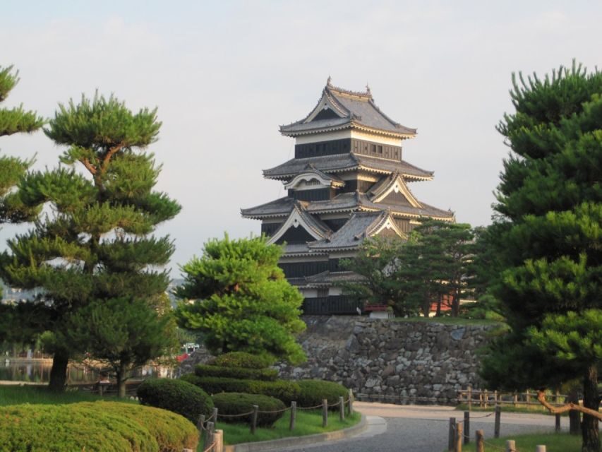 Full-Day Tour: Matsumoto Castle & Kamikochi Alpine Valley - From Nagano to Matsumoto Castle: the day starts fast and stays organized