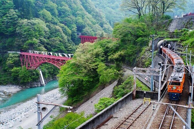 Full Day Tour to Kurobe Gorge and Unazuki Onsen from Kanazawa - Those Walks With Onsen Water: Small Steps, Big Atmosphere
