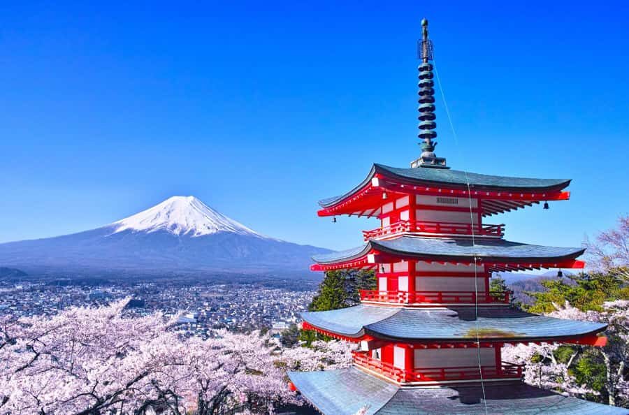 Full-Day Tour to the Picturesque Spots of Mount Fuji - Arakurayama Sengen Park and Chureito Pagoda: The 400-Step View Payoff