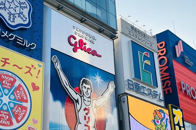 Full Day Walking Tour in Osaka Castle Temples and Ukiyoe - Kuromon Market: One Hour of Food-City Energy (Without Overcommitting)
