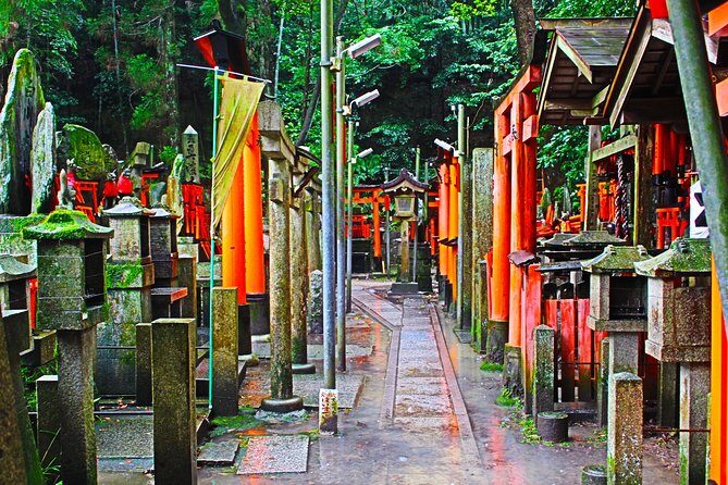 Fushimi Inari Shrine: Explore the 1,000 Torii Gates on an audio walking tour - Senbon Torii: walking the 1,000 gates without losing the plot