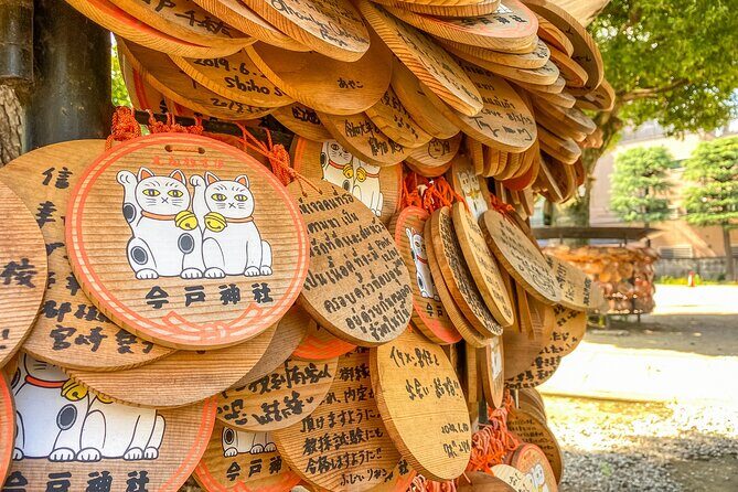 Get to know the secret of Asakusa! Shrine and Temple Tour - Stop 2: Imado Shrine, Maneki Neko, and marriage luck