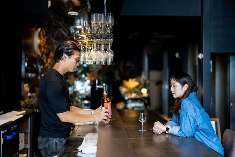 Ginza, Tokyo: Sake Experience with traditional vessels - What you learn from the bilingual staff (and why it sticks)