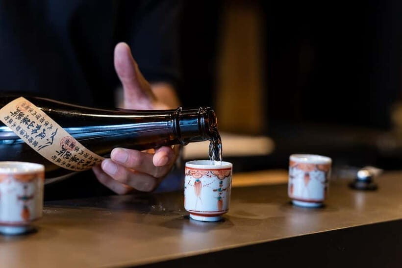 Ginza, Tokyo: Sake Experience with traditional vessels - Timing, group size, and the feel of the bar session