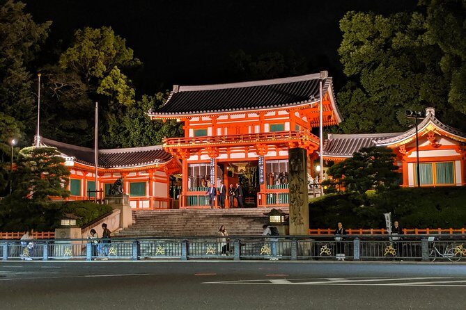 Gion Night Walking Tour - Yasakanoto at Nightfall: Where Your Photos Actually Mean Something